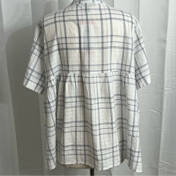 Gloria Vanderbilt Women's V-Neck, Short Sleeve High-Low Hem, Work Blouse Top NWT - Picture 5 of 7